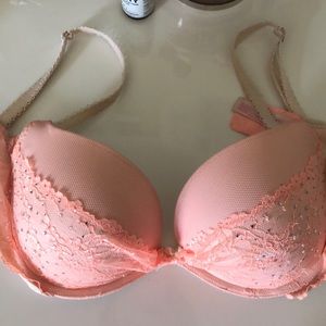Victoria Secret Push Up Bra
